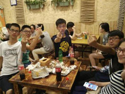 黄岩烧烤加盟,学烧烤技术,开烧烤店多少钱疯狂烤翅加盟
